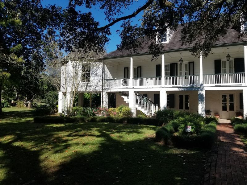 Cammie Henry's Retreat For Writers And Painters