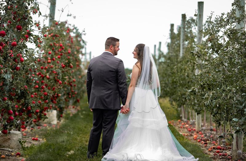 A Barn and Orchard Setting for Weddings