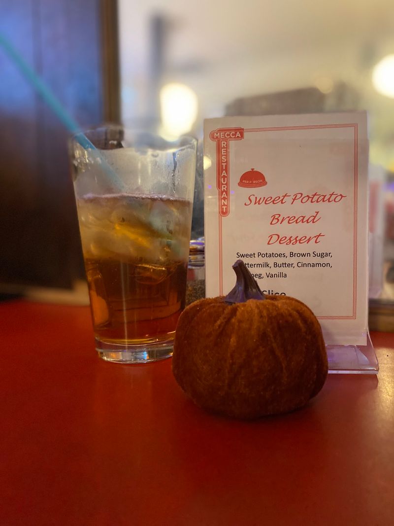 Sweet Tea Keeps The Drink Choice Straightforward