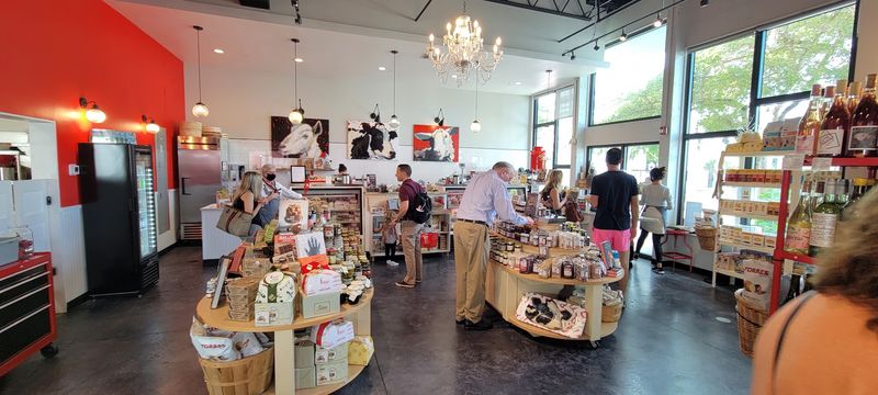 Artisan Cheese Company, Sarasota, FL
