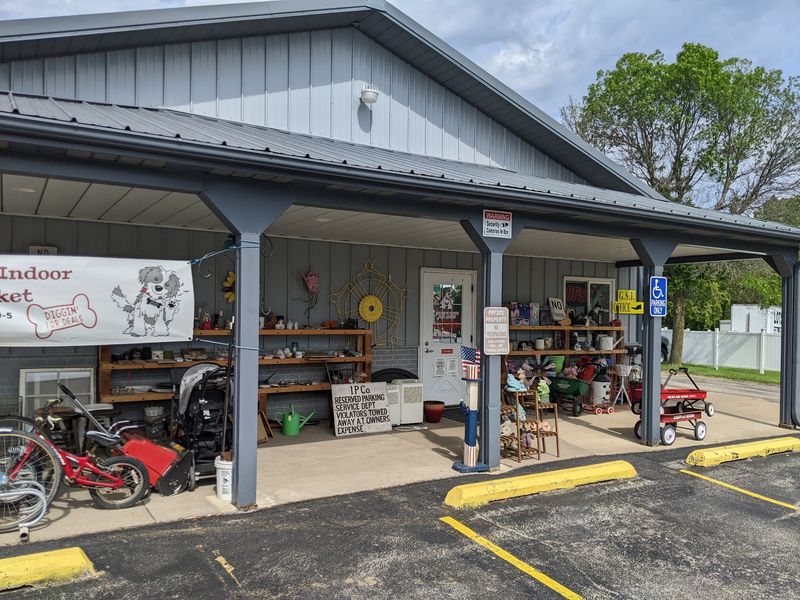 Shaggy's Indoor Flea Market, Dubuque