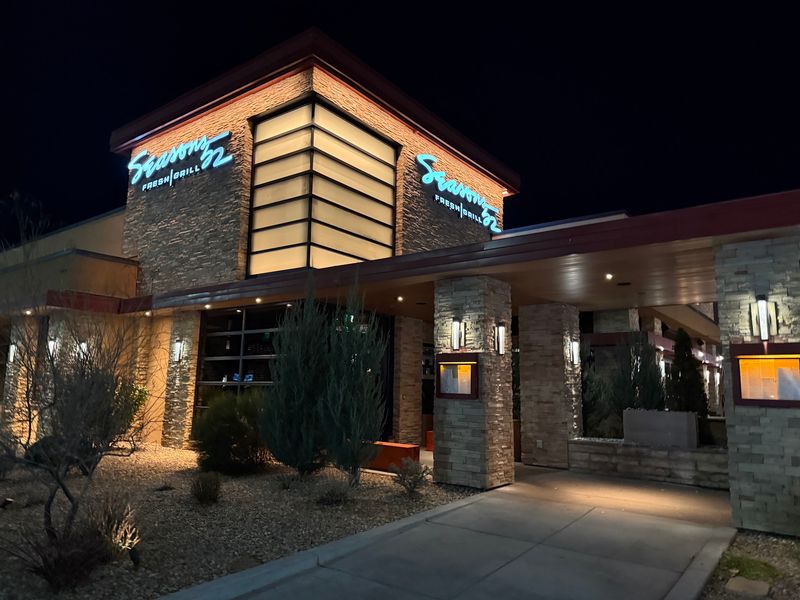 Seasons 52