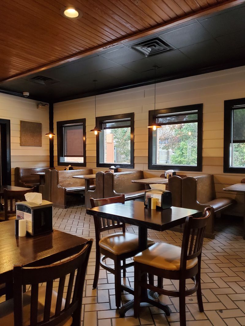 Friday And Saturday Give You An Extra Hour To Settle In