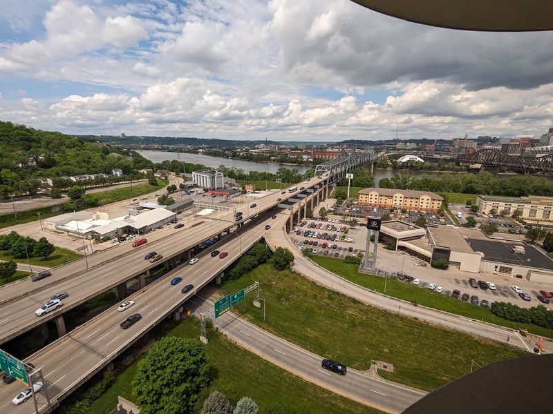 Two Interstates Share A Double-Decker Crossing