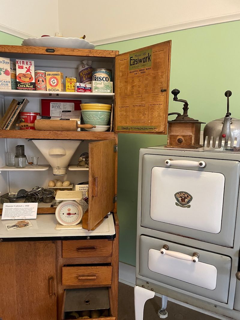 The Early Twentieth-Century Kitchen Makes Convenience Visible