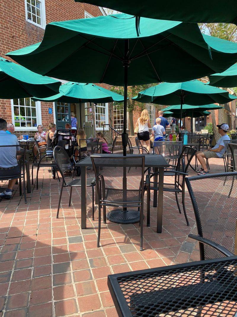 Merchants Square Makes It Easy To Turn Lunch Into A Longer Stop