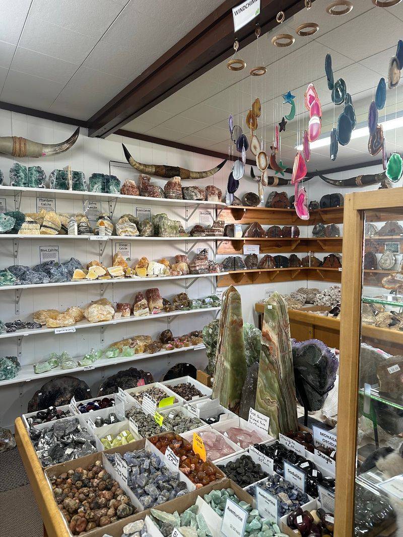 Black Hills Specimens Keep The Local Geology Close