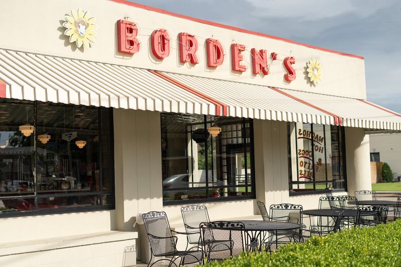 Borden's Ice Cream Shoppe, Lafayette, LA