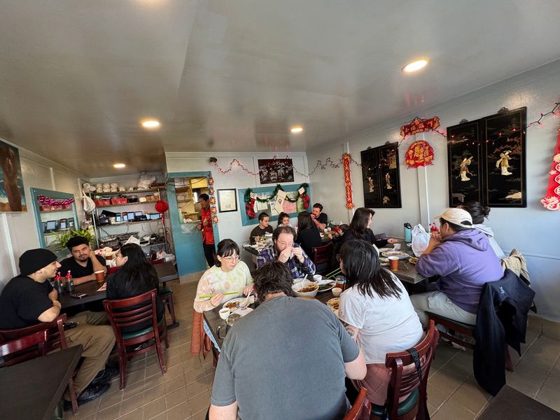 A Cozy, Crowded, Cash-Your-Chips-In Kind of Room