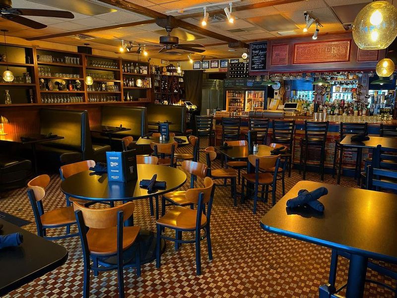Cooper's on 5th, West Des Moines