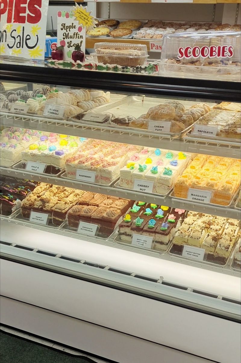 Moio's Italian Pastry Shop, Monroeville, PA