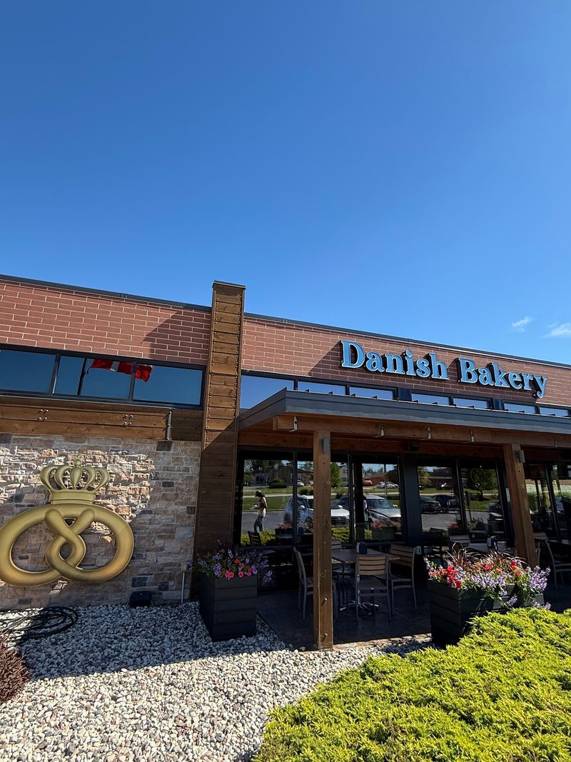 O&H Danish Bakery