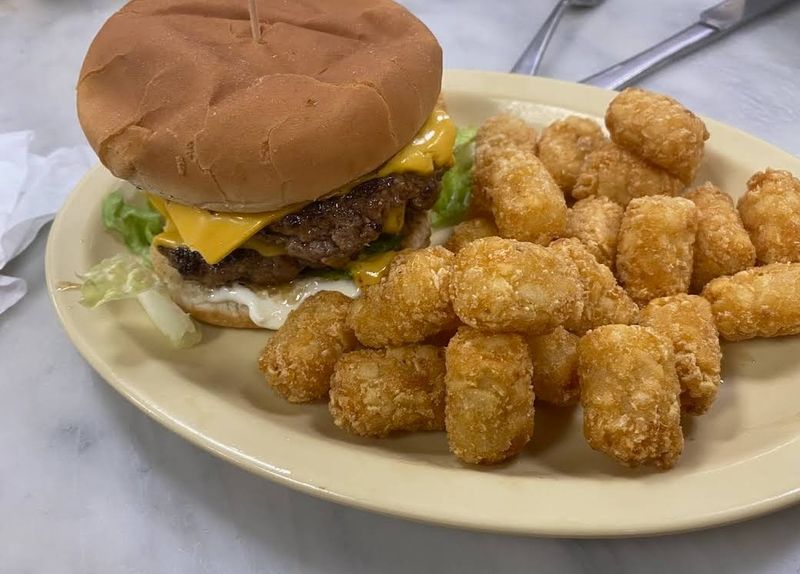 Burgers, po'boys, and hearty plates