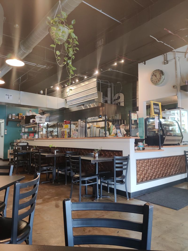 Latchkey Deli, Lawrence