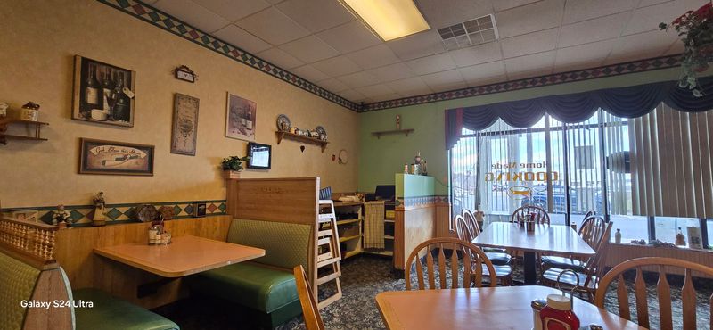 West Shore Plaza Family Restaurant, Lemoyne, PA