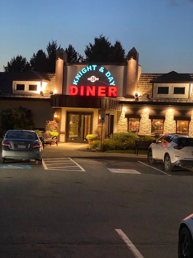 Knight & Day Diner