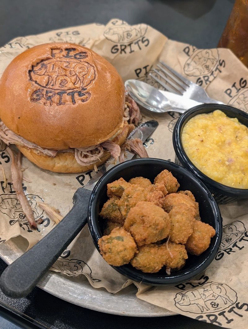 Pig & Grits, Burnsville, NC