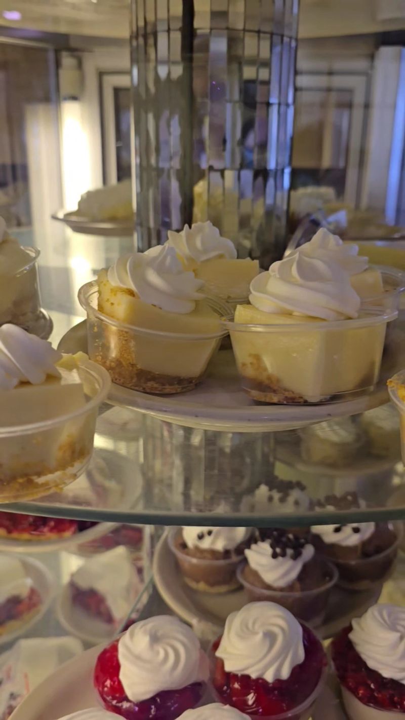 Fruit Pies with Farmhouse Flavor
