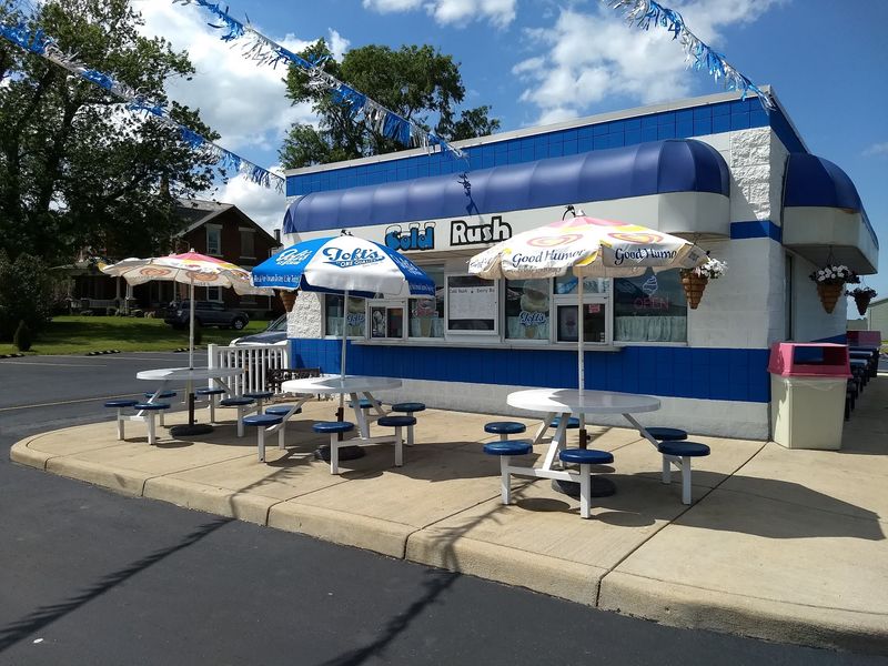 Cold Rush Dairy Bar, Bellevue, OH