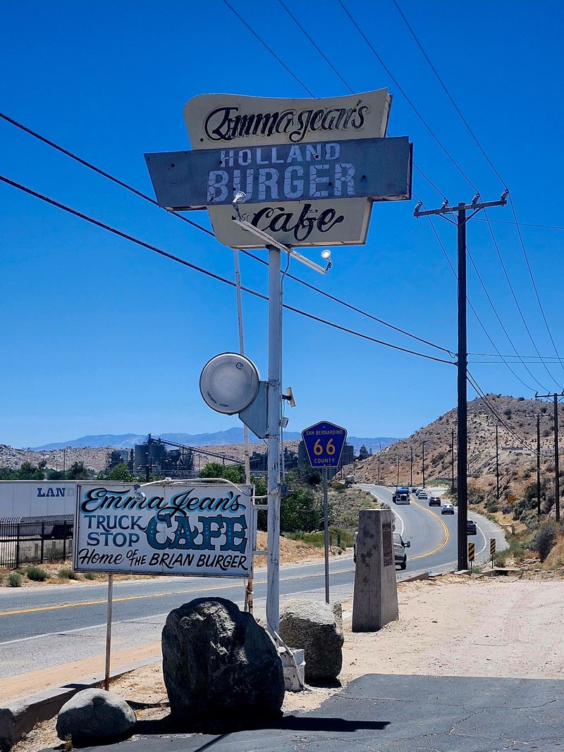 Emma Jean's Holland Burger Cafe, Victorville