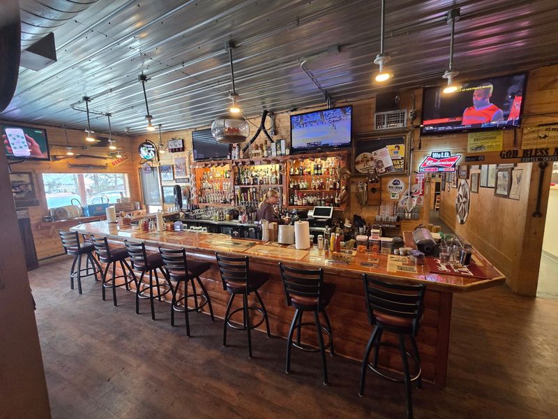 Twisted Tail Steakhouse, Logan