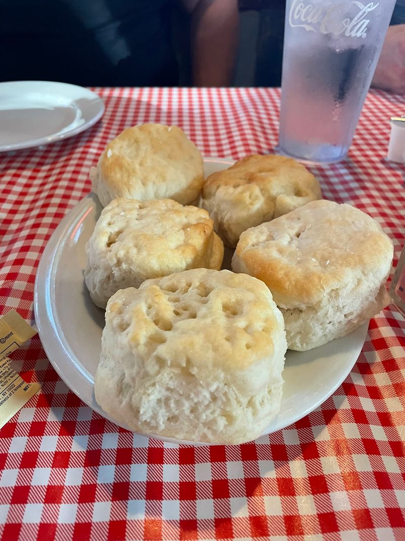 Buttermilk Biscuits and Sawmill Gravy Worth Coming Back For