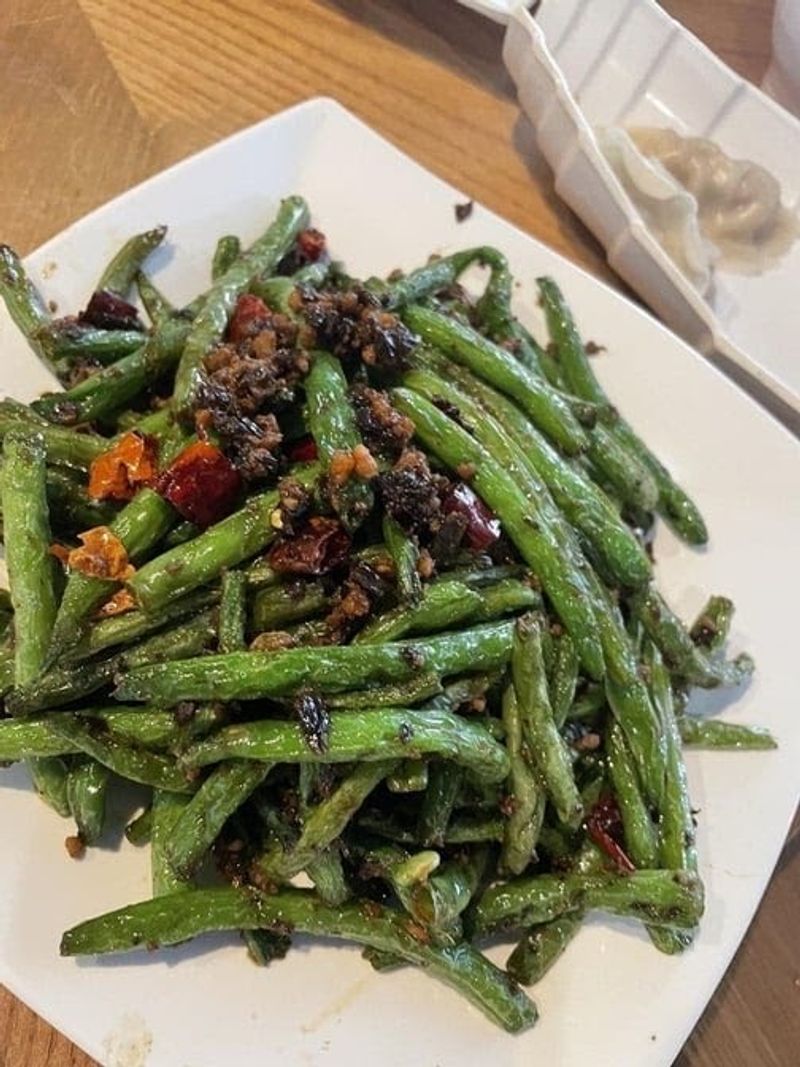 Vegan And Vegetarian Options Hiding In Plain Sight
