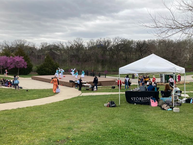 Ironwoods Park, Leawood