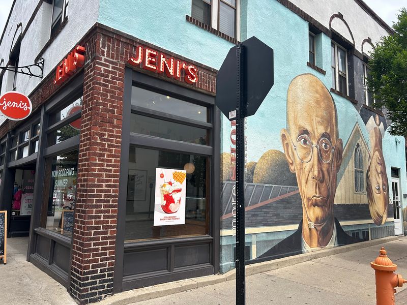 A Sweet Landmark on High Street