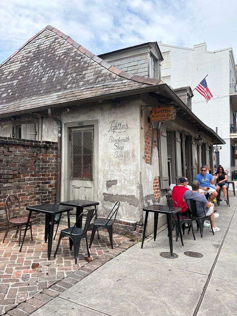 Sidewalk Tables, A Patio And Passing Carriages