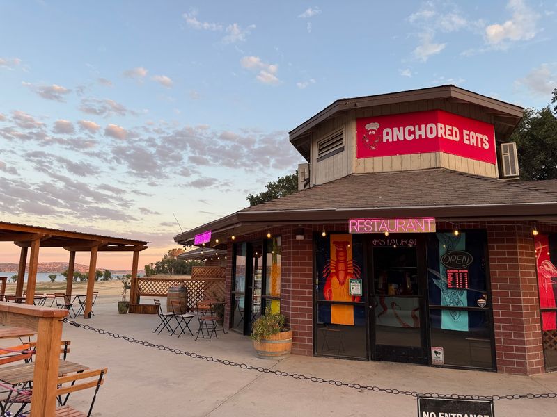 Anchored Eats