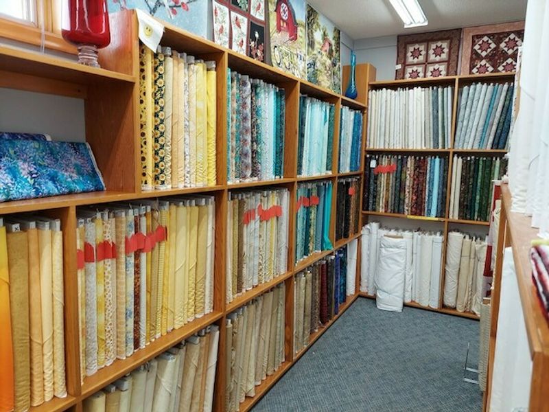 Stitch 'N Sew Cottage, Kalona