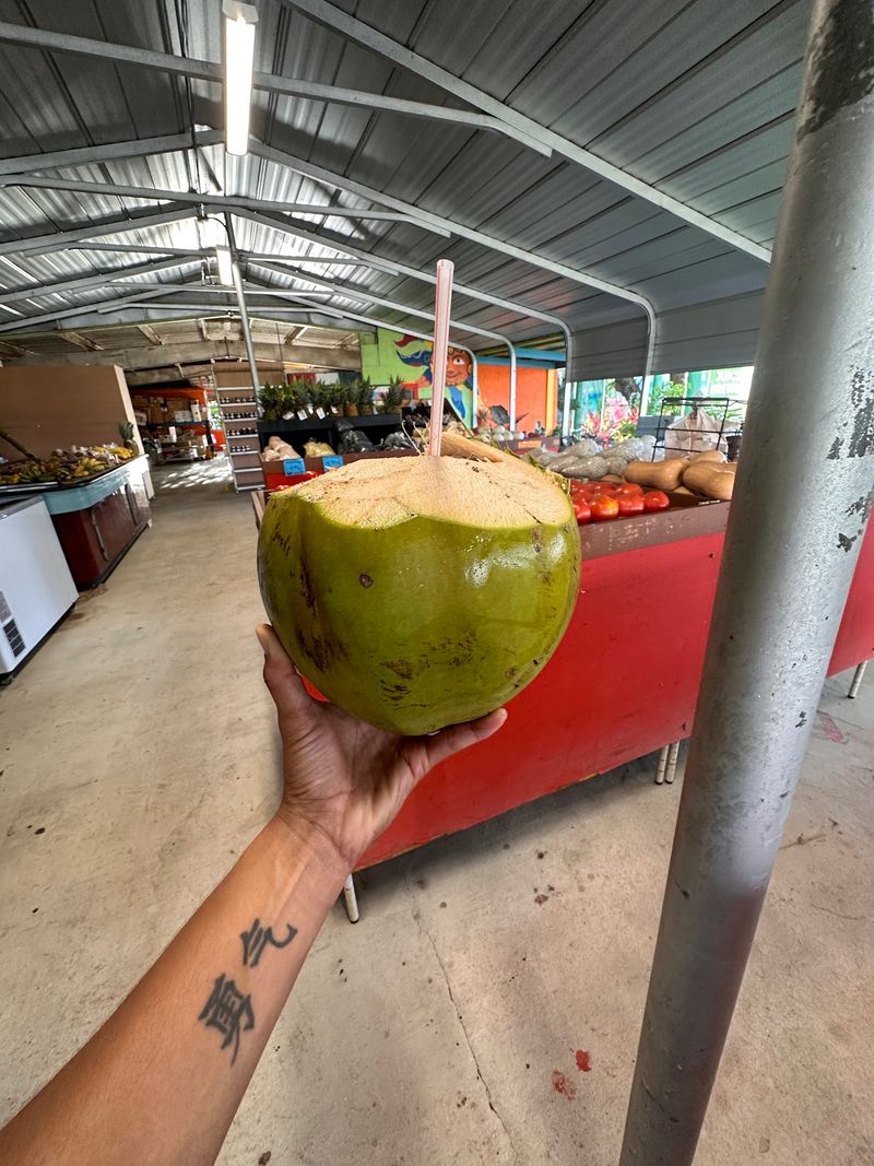 Fruit Stand Fruteria Coco Frio