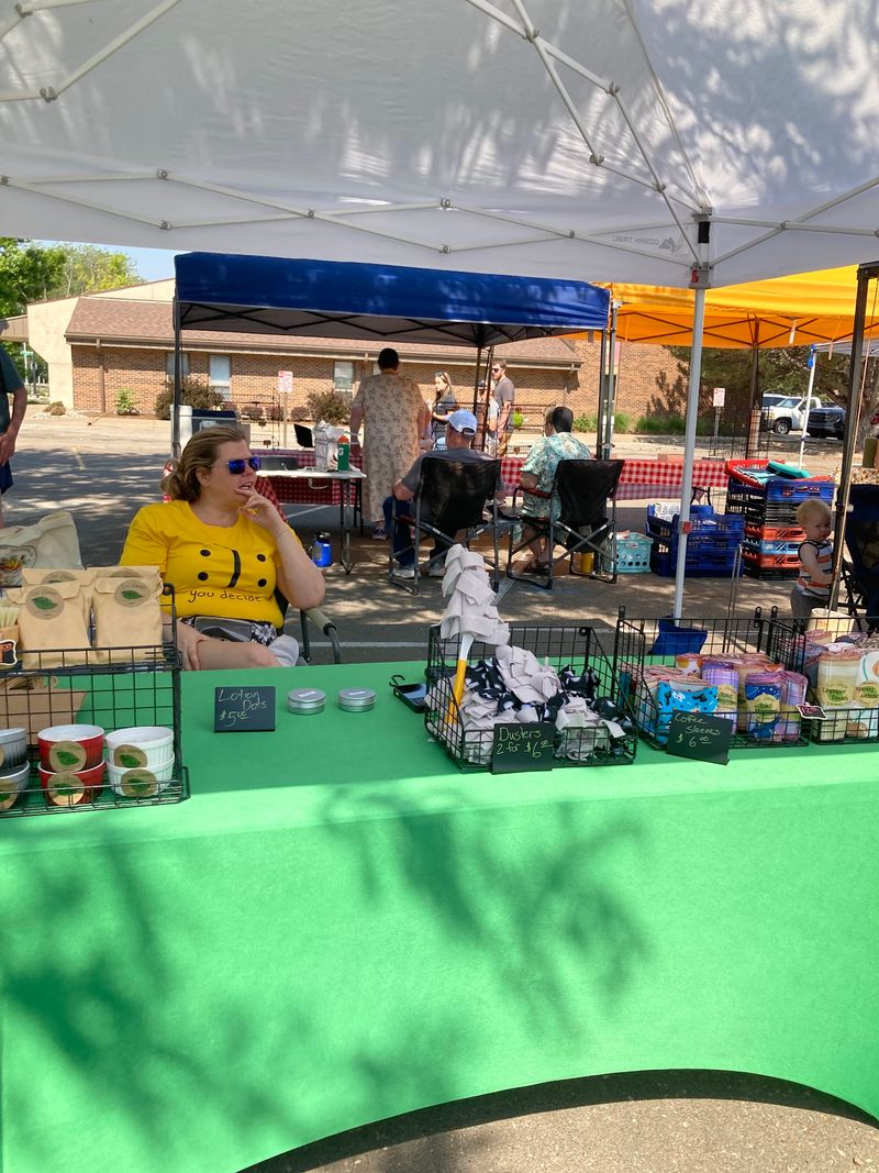 Farm & Art Market Downtown, Salina