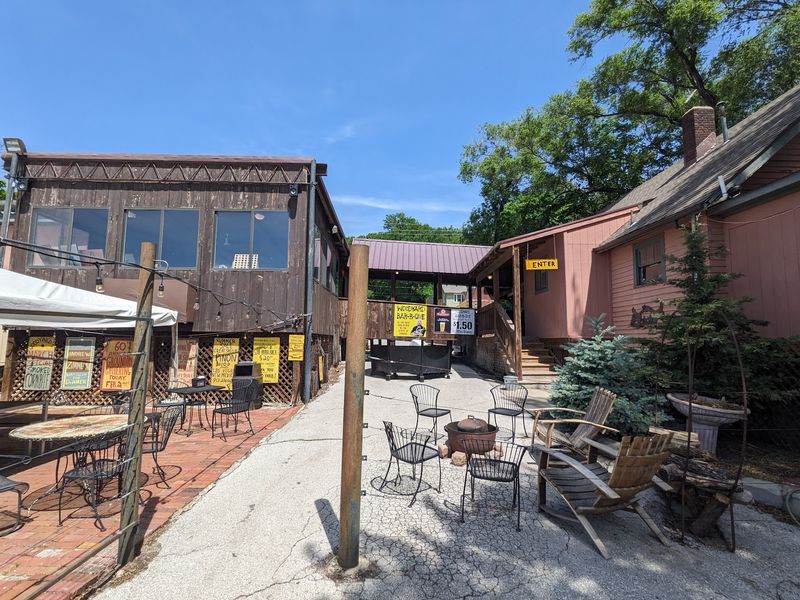Woodyard Bar-B-Que: A Firewood Yard That Started Cooking