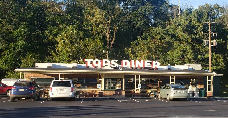Tops Diner, Huntingdon