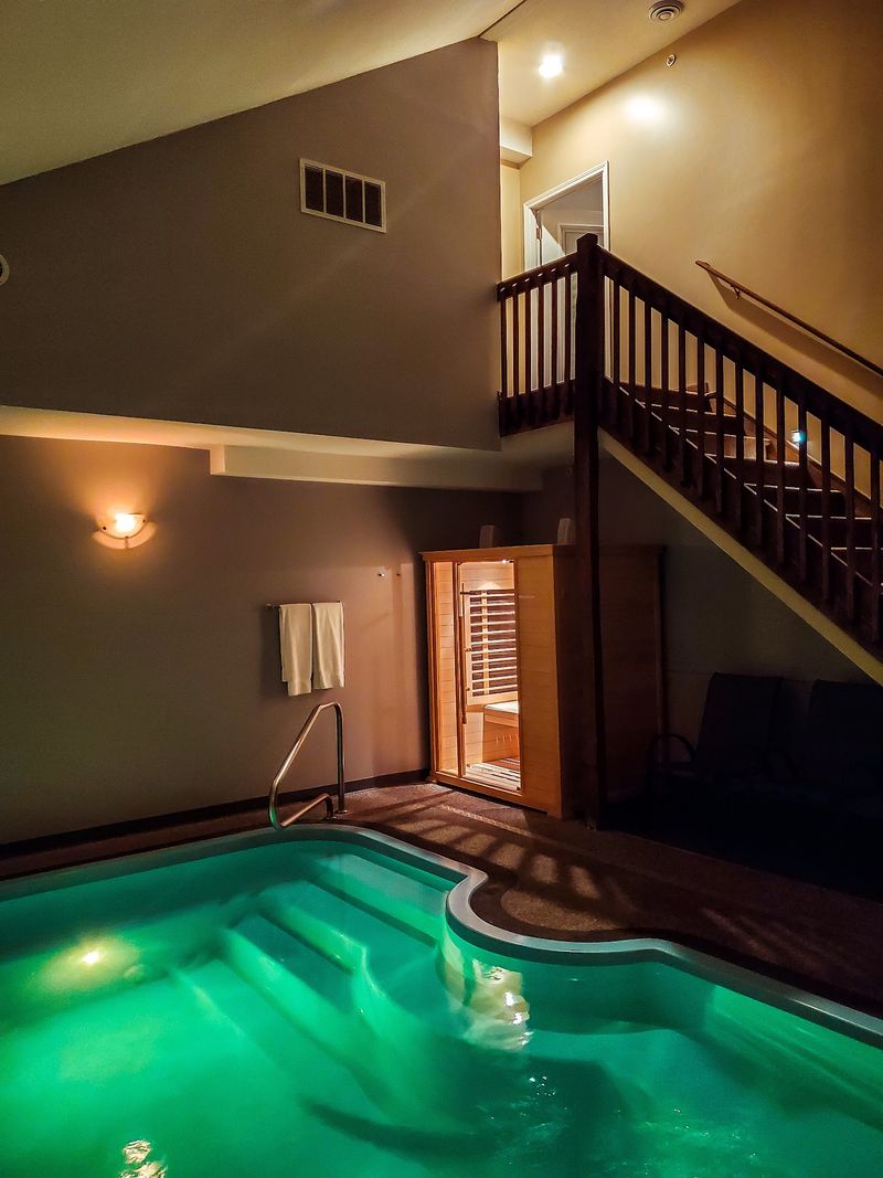 The Grand Royal Spreads Across 1,500 Square Feet