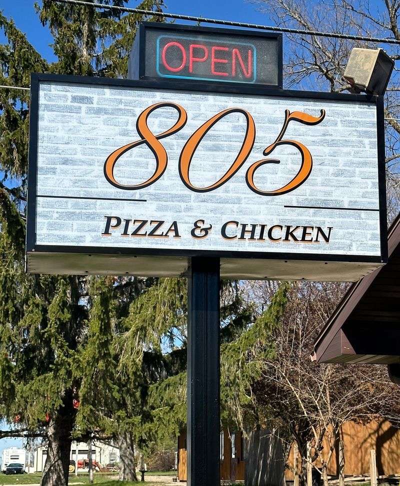 805 Pizza & Chicken, Hampton