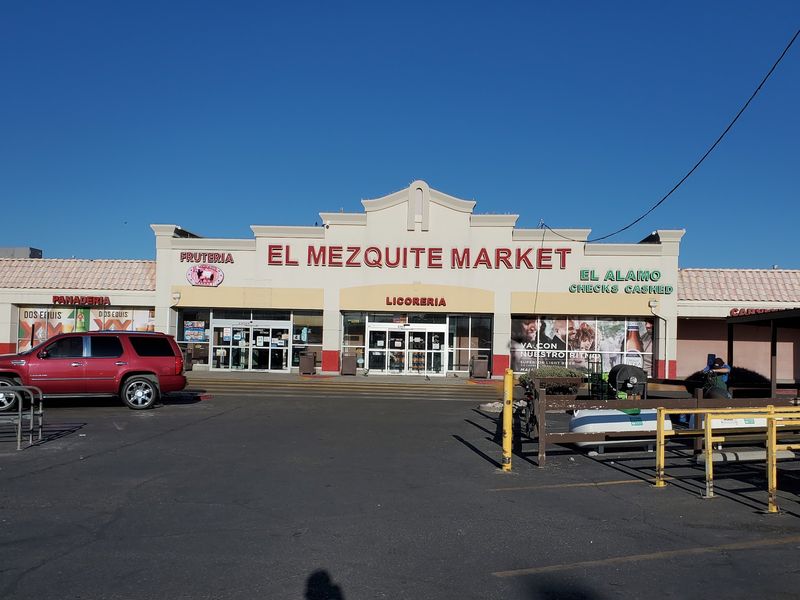 El Mezquite Market, Albuquerque