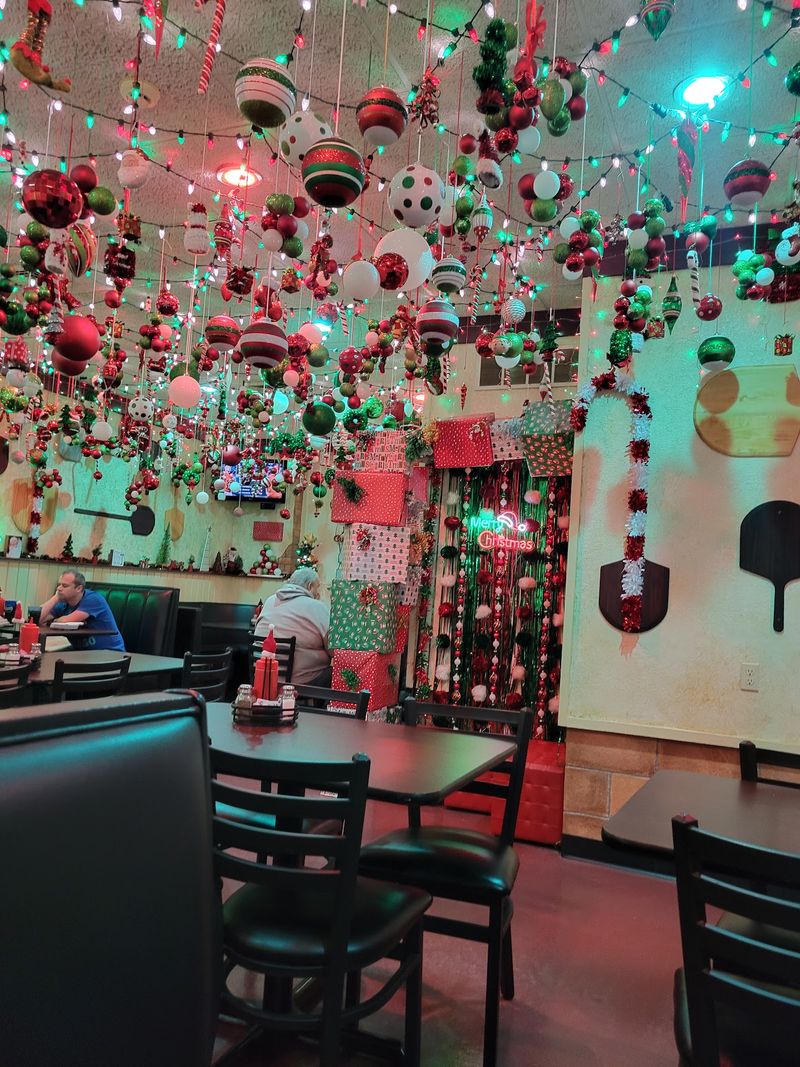 Holiday Decorations That Sparkle