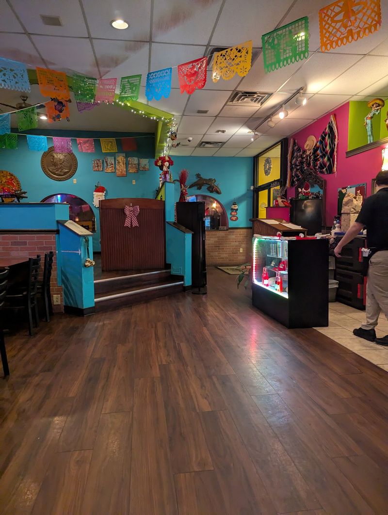 Dine In Or Double-Check Your Takeout