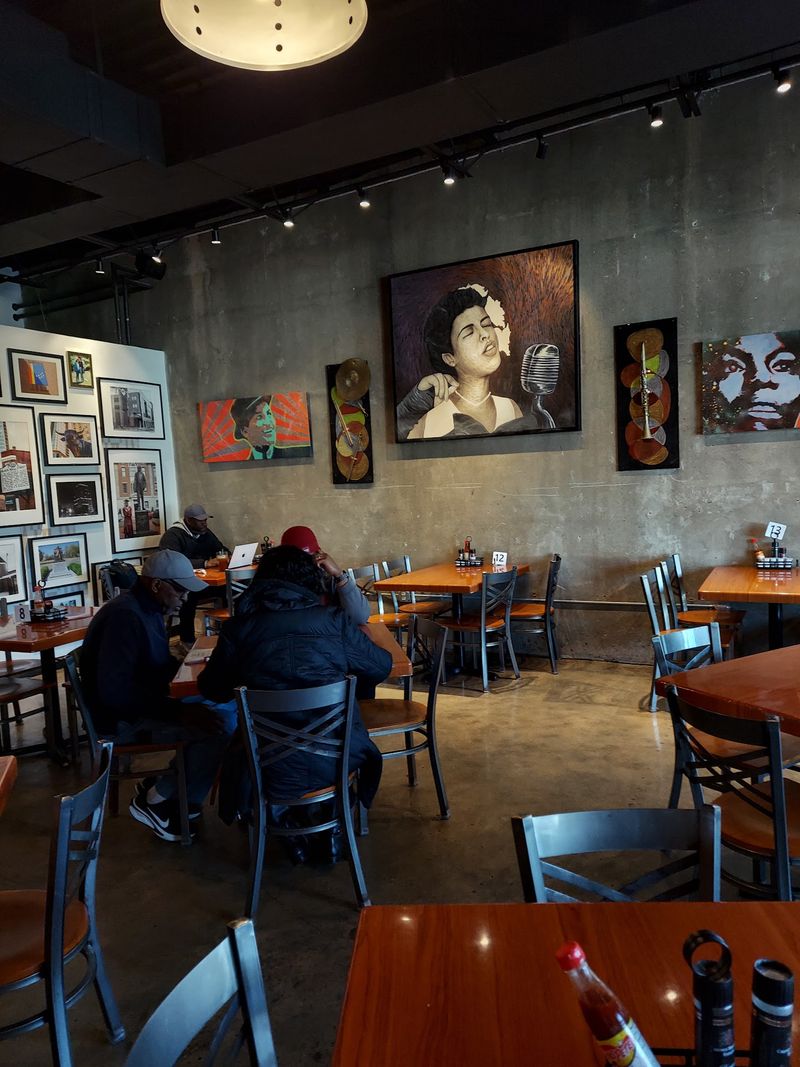 A Jazz-Themed Room Rooted in History