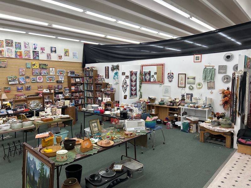 Mountain Treasure Thrift, Ruidoso