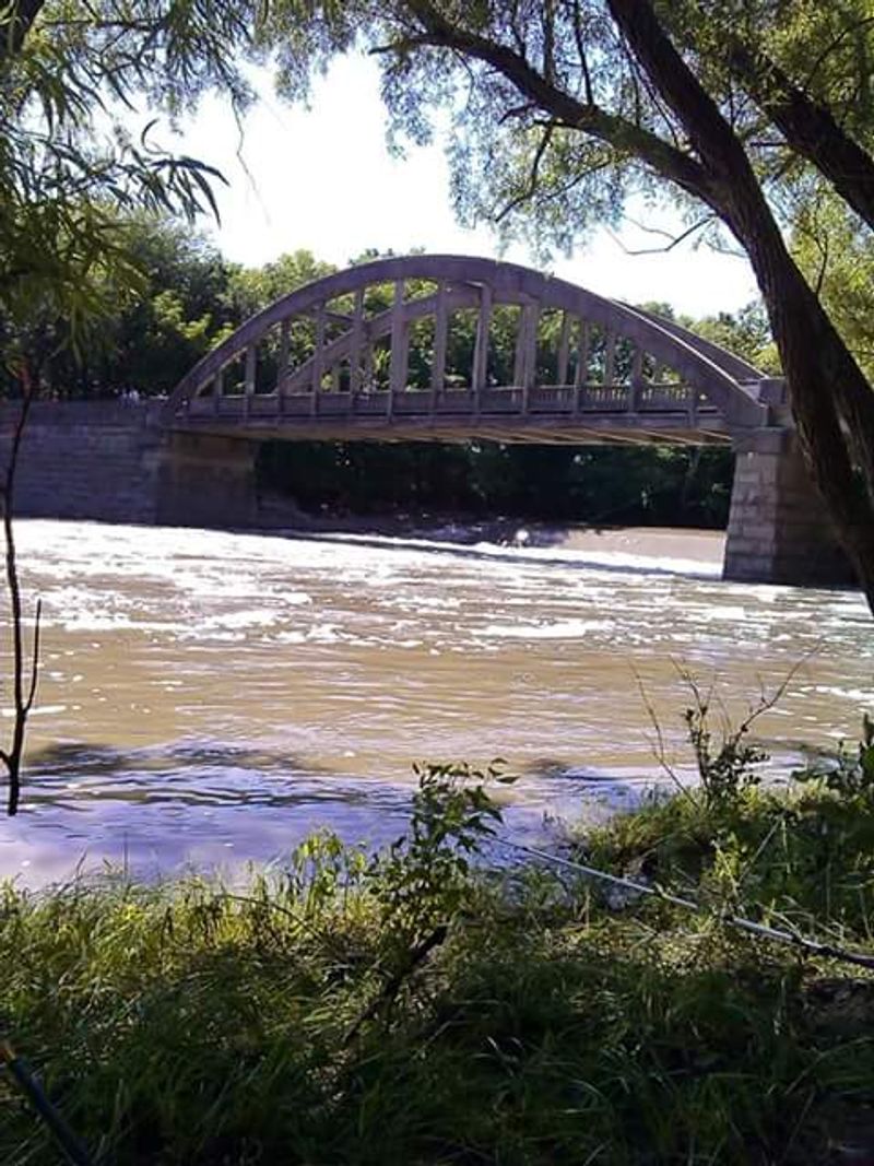 Cottonwood River, Soden's Grove Park in Emporia