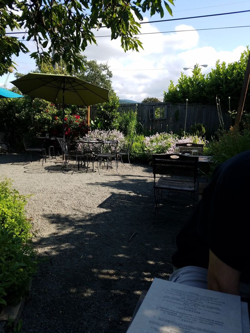 Alder Wood Bistro