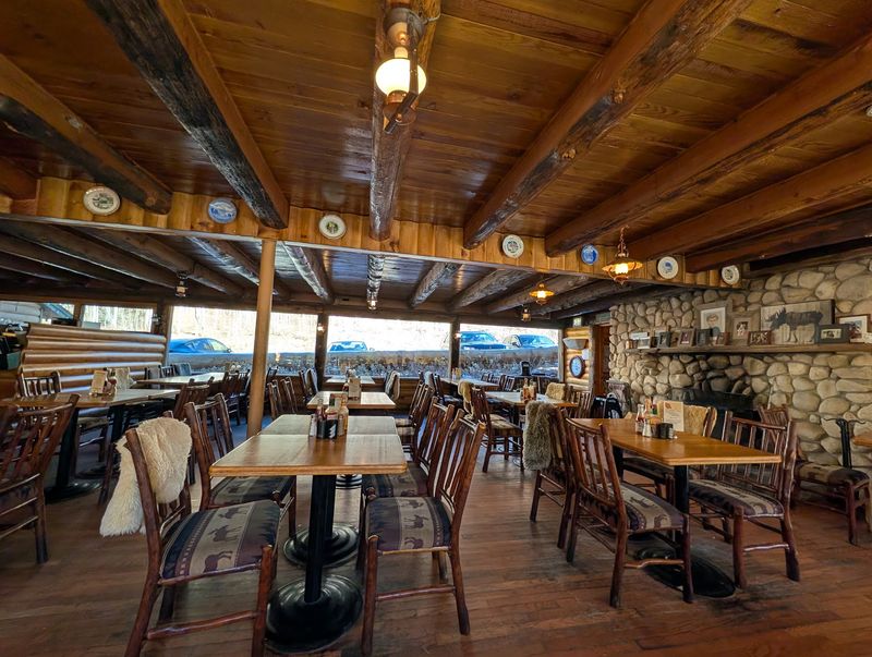 Dinner And A Room Under One Roof