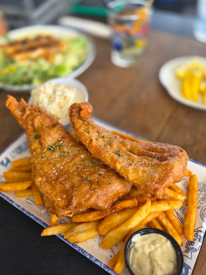 Generous Portions and Lighter Lunch Options