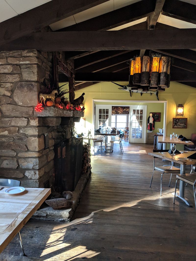 A Warm, Upscale Atmosphere