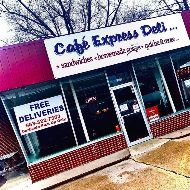 Cafe Express Deli, Davenport