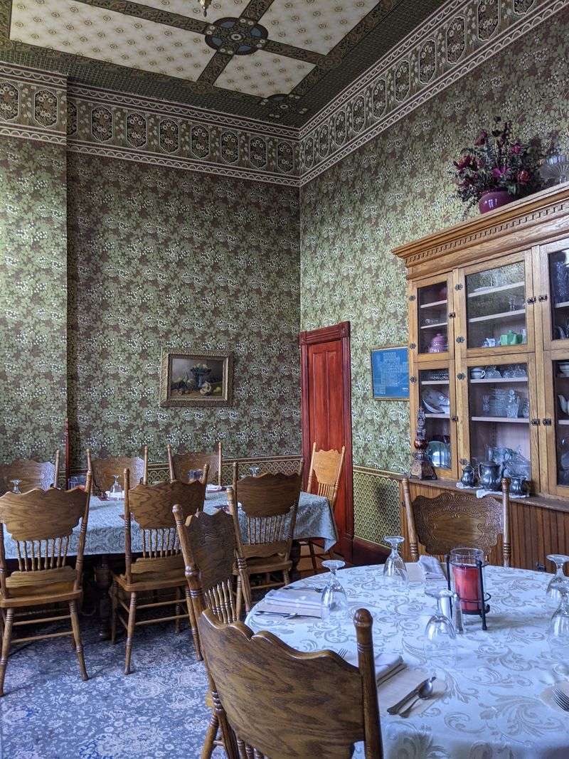The Teller Room Restaurant, Oberlin